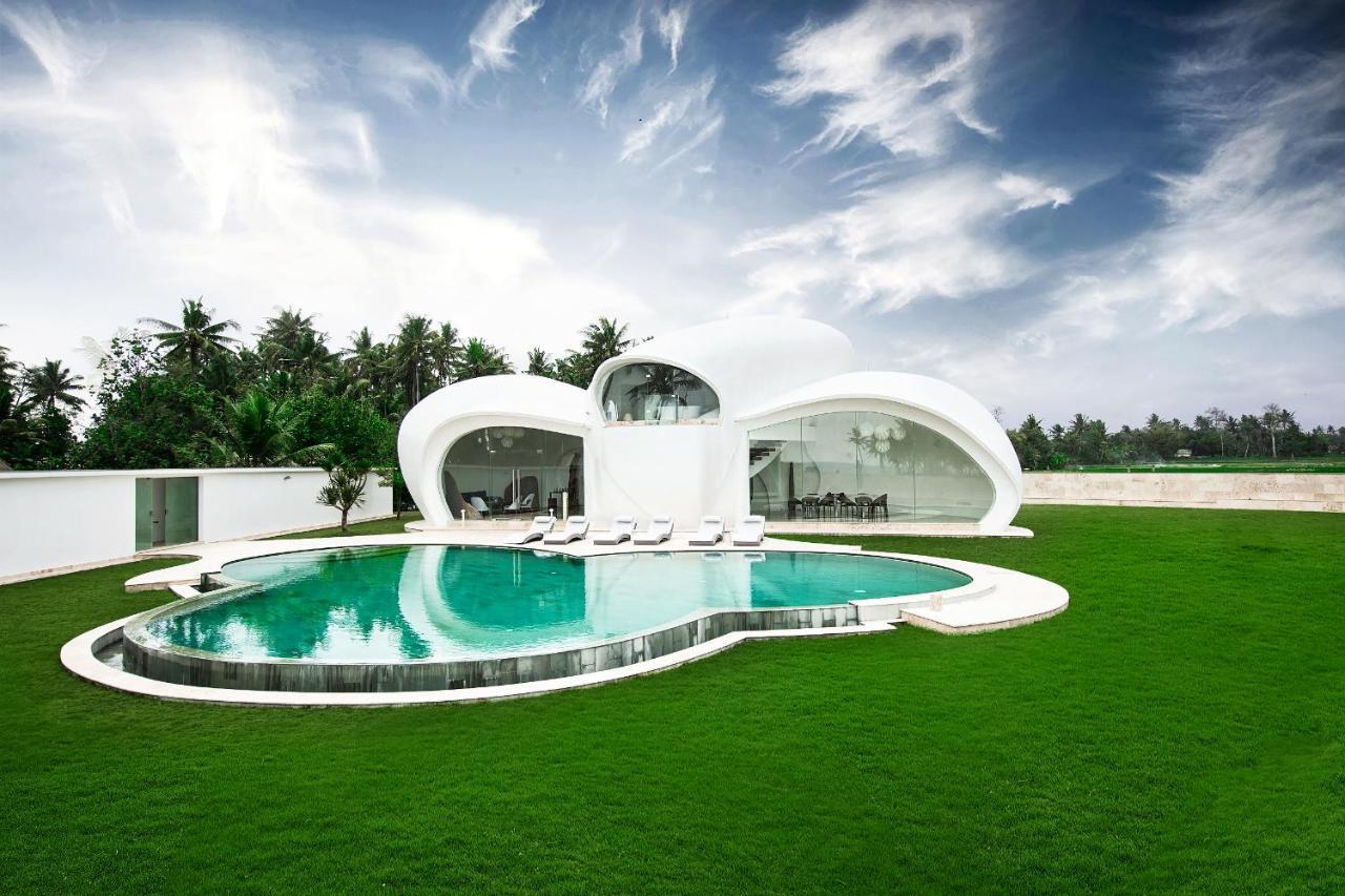The Cloud Beachfront Villa Tabanan Εξωτερικό φωτογραφία