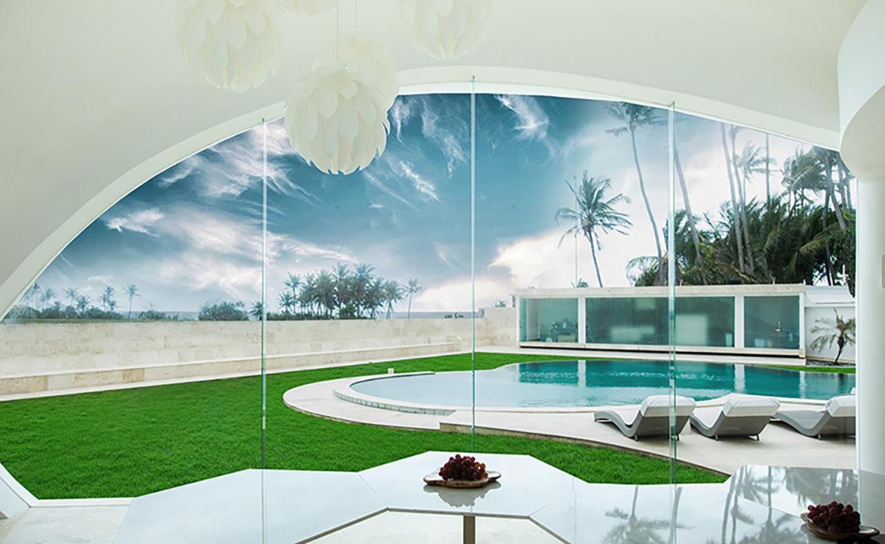 The Cloud Beachfront Villa Tabanan Εξωτερικό φωτογραφία