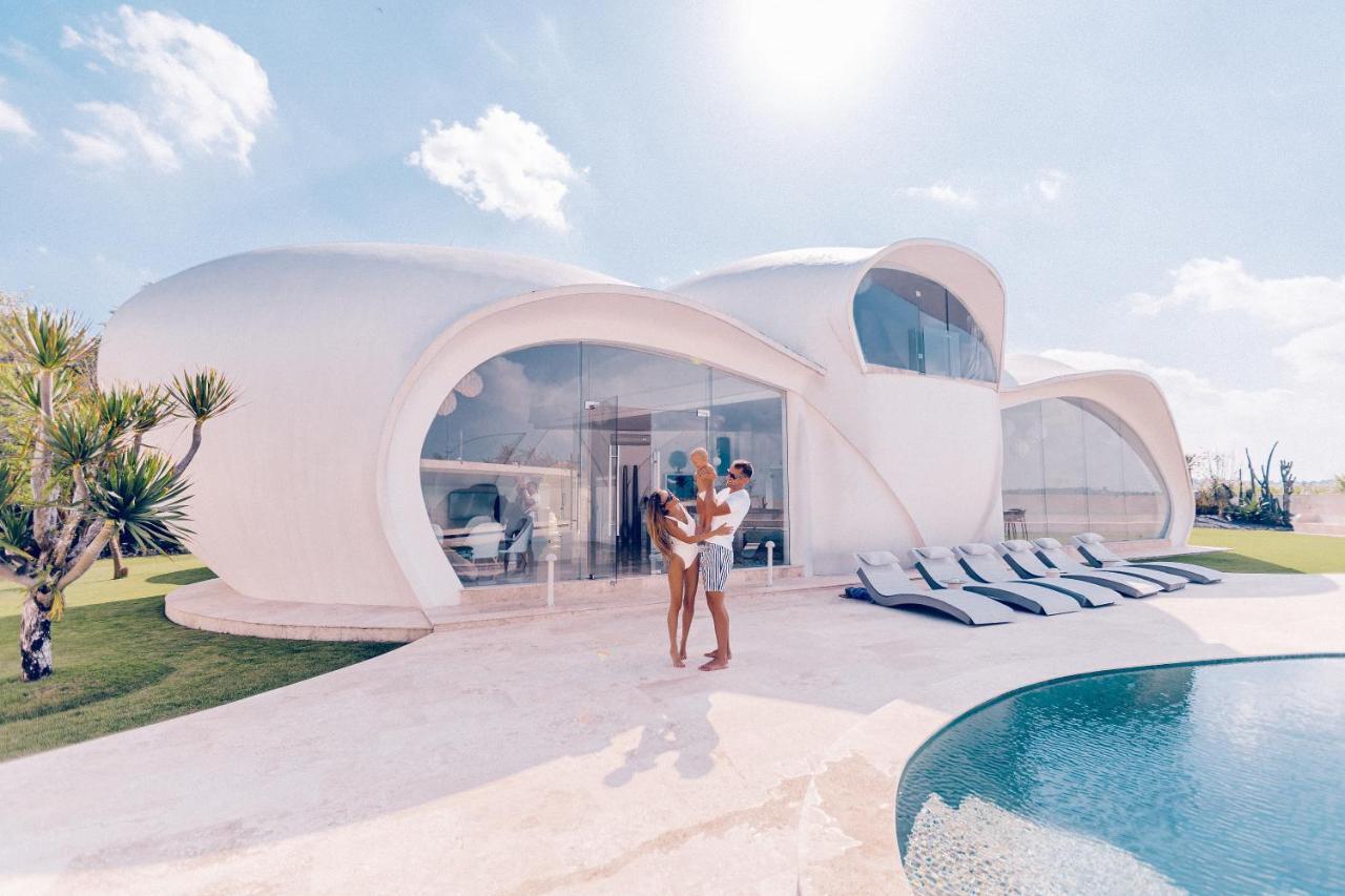 The Cloud Beachfront Villa Tabanan Εξωτερικό φωτογραφία